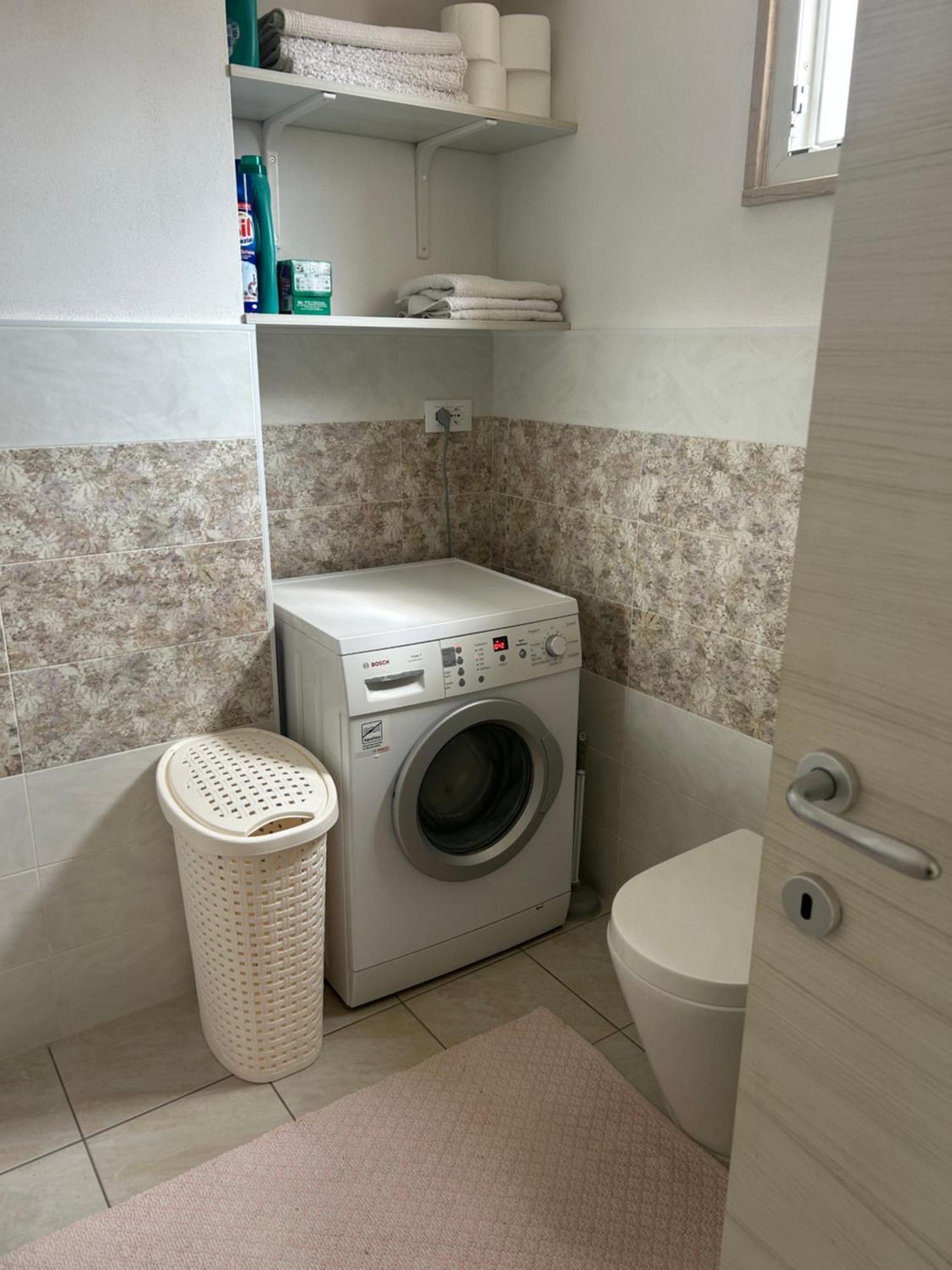 Villa Lara - Mit Separatem Extra Zimmer Mit Wc Und Dusche 산비토데이노르만니 외부 사진